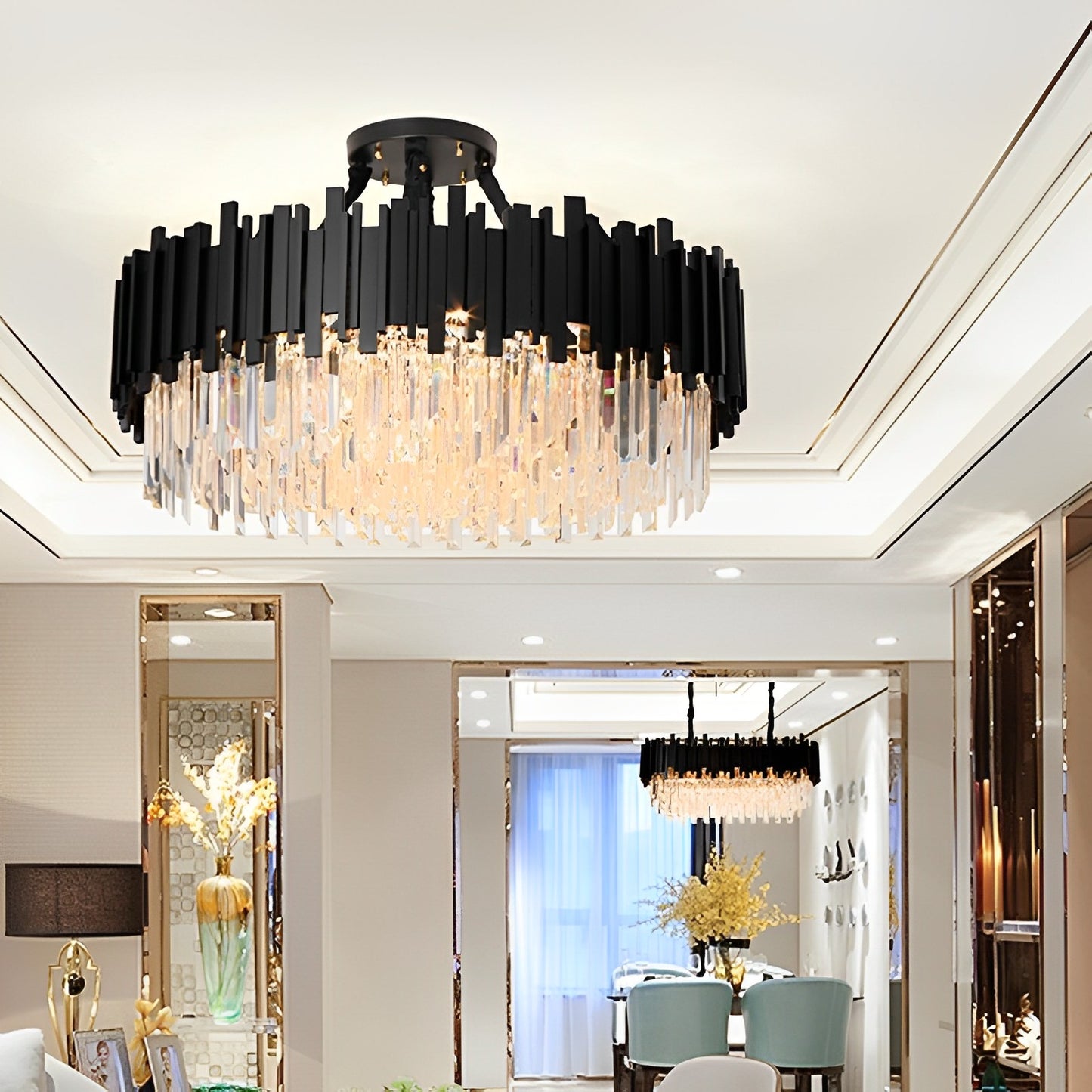 Elegance Noir Chandelier